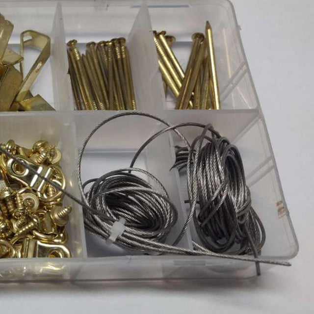 Juego colgante de 225 piezas en caja de metal sin costuras