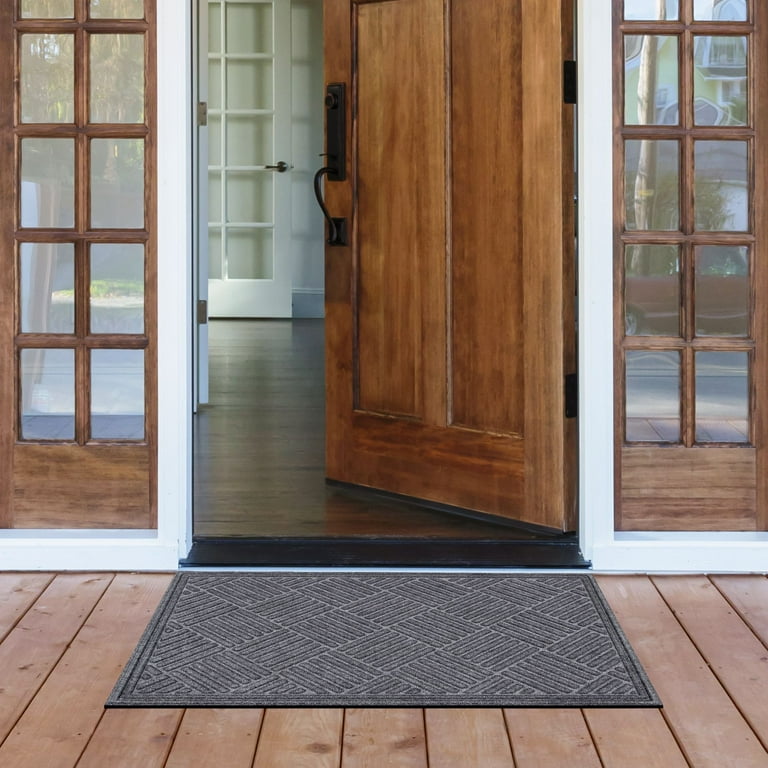 Mainstays Doormat 2' x 3' Smoke Crosshatch Polyester Rubber Backed