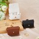 thumbnail image 5 of Estuche de cuero con forma de almohada para anillos de perro blanco, ideal para collares de mascotas. Bolsa de boda, regalo perfecto para propuestas de matrimonio., 5 of 9