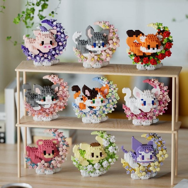 Sanrio Kuromi Cinnamoroll panda gato ratón pequeño animal modelo juguetes de bloques de construcción decoración del hogar adornos regalos para niños lindo