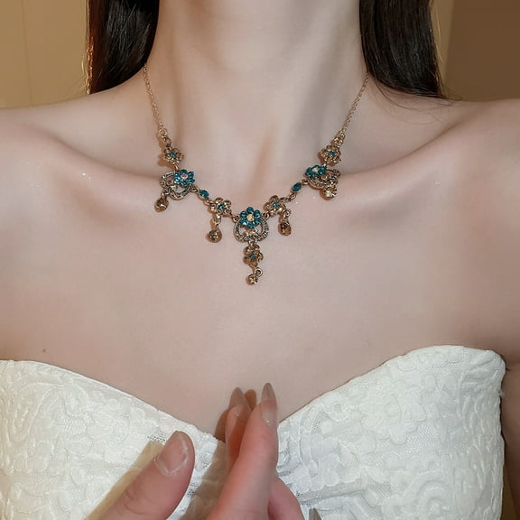 Medieval Vintage Love Flower Pendant with Blue Sparkle Glass Bead Necklace, Bohemian Retro Style Royal Necklace Jewelry for Women