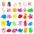 thumbnail image 2 of Juguete de vinilo con forma de pato amarillo para el baño de bebés, pequeño animal de juguete para jugar con el agua, regalo pequeño para jardín de infantes, 2 of 5