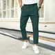 thumbnail image 2 of Pantalones informales de color liso con doble pliegue para hombre: corte holgado, versátiles para el trabajo y el fin de semana, material de poliéster, 2 of 8
