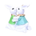 thumbnail image 2 of Figura decorativa de conejos besándose de Pascua Strade Fareast Limited escultura de resina impermeable, 2 of 8