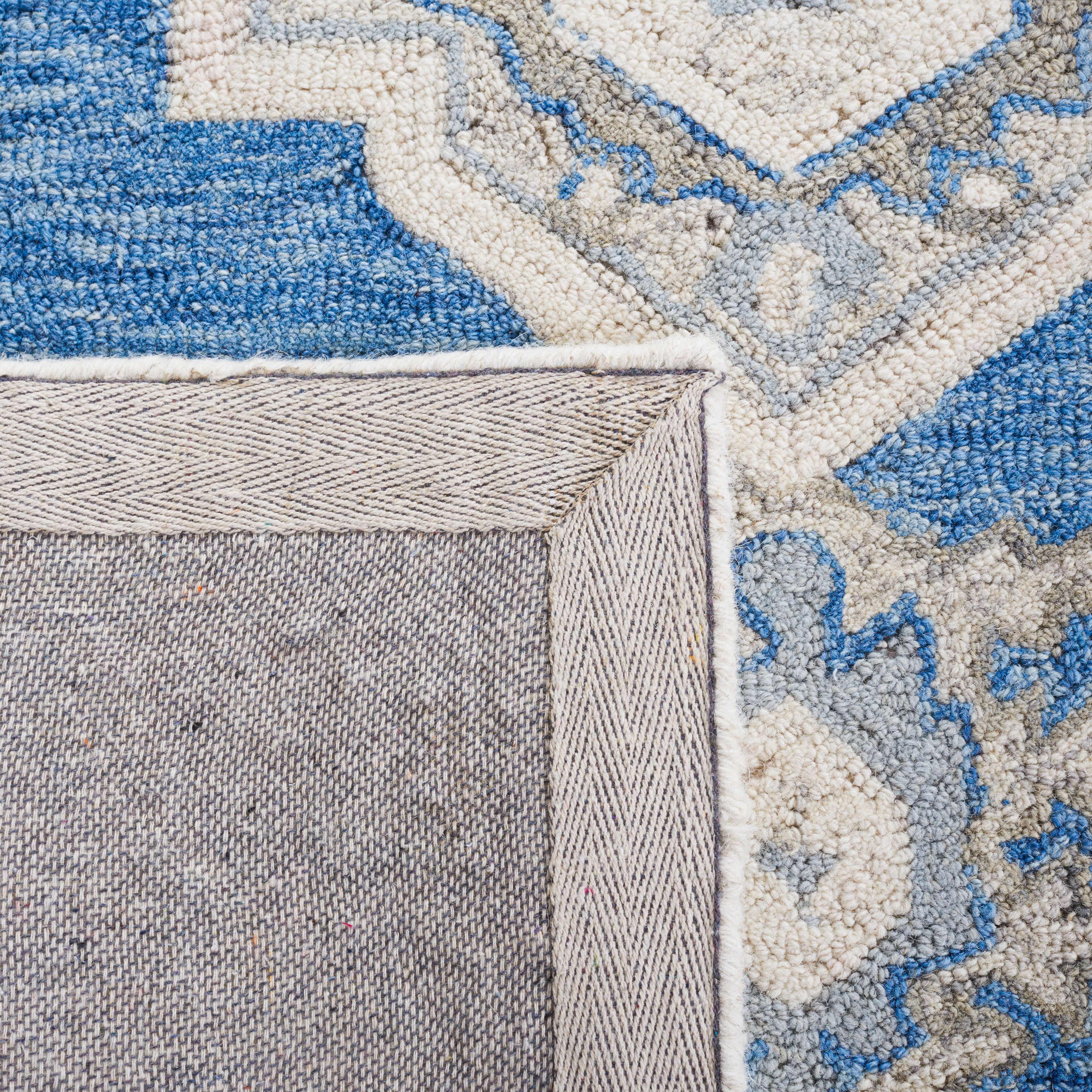 SAFAVIEH Metro Bevis Medallion Area Rug, Navy/Ivory, 8' x 10'