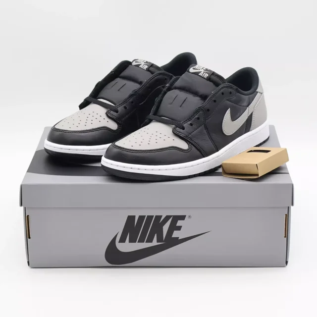 CZ0790-003 N I-K-E A i r-Jor-dan 1 Retro Low OG Shadow (Men's)