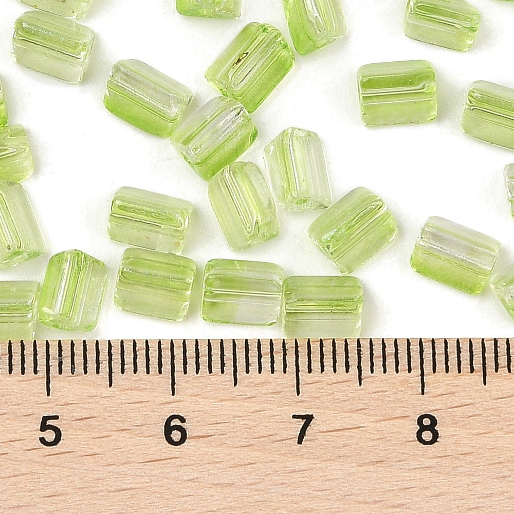 Transparent Spray Painted Glass Seed Beads Triangle Lawn Green 6x5x4.3mm Hole: 1.2mm about 2368pcs/pound