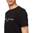 thumbnail image 2 of Camiseta Tommy Hilfiger con logo bordado para hombre, color negro azabache, 2 of 5