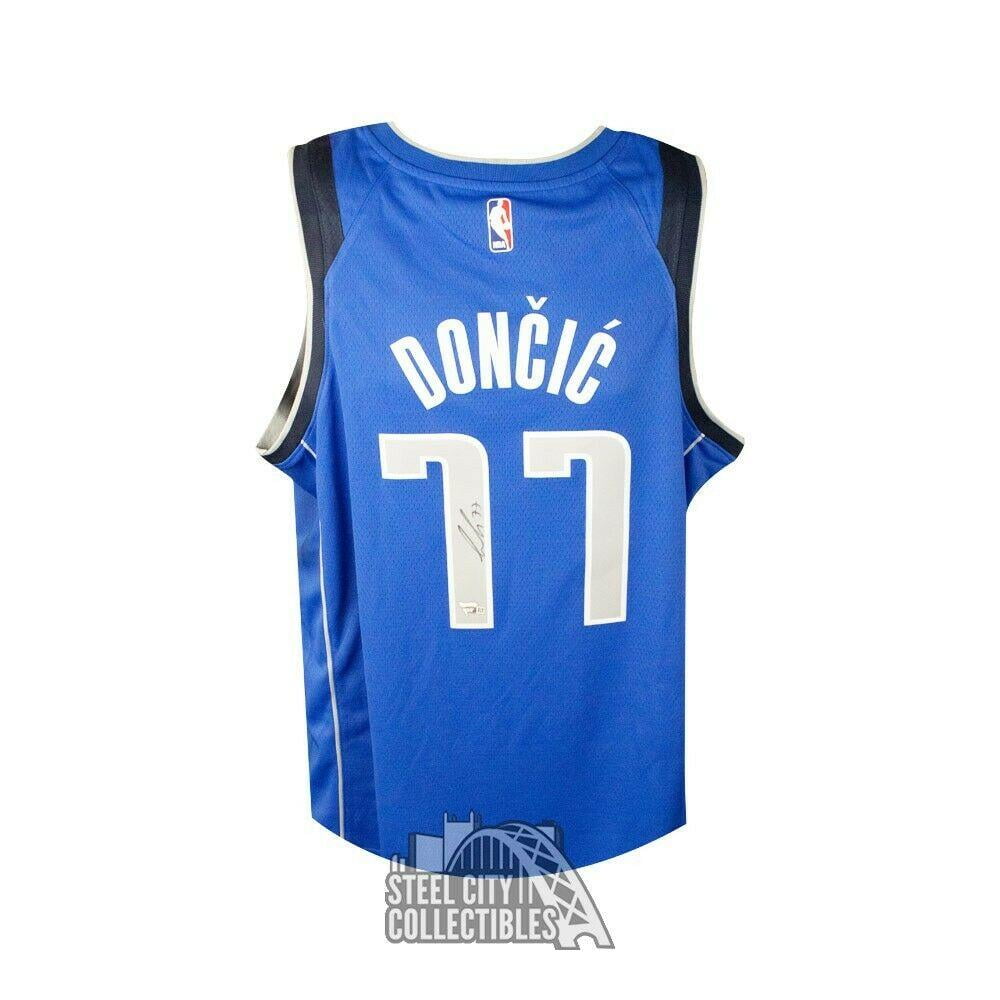 Sports Memorabilia - Luka Doncic Autographed Dallas ...