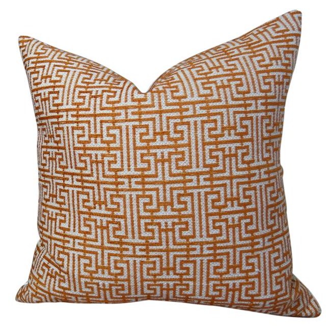 Plutus Labyrinthe Coussin à la Main, (Double Face 20 "x 20")