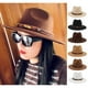 thumbnail image 2 of Clásico estilo étnico de ala plana fedora mujeres hombres británicos jazz viaje al aire libre sombrero de lana caqui simple casual metal metal pluma sombrero de fieltro, 2 of 4
