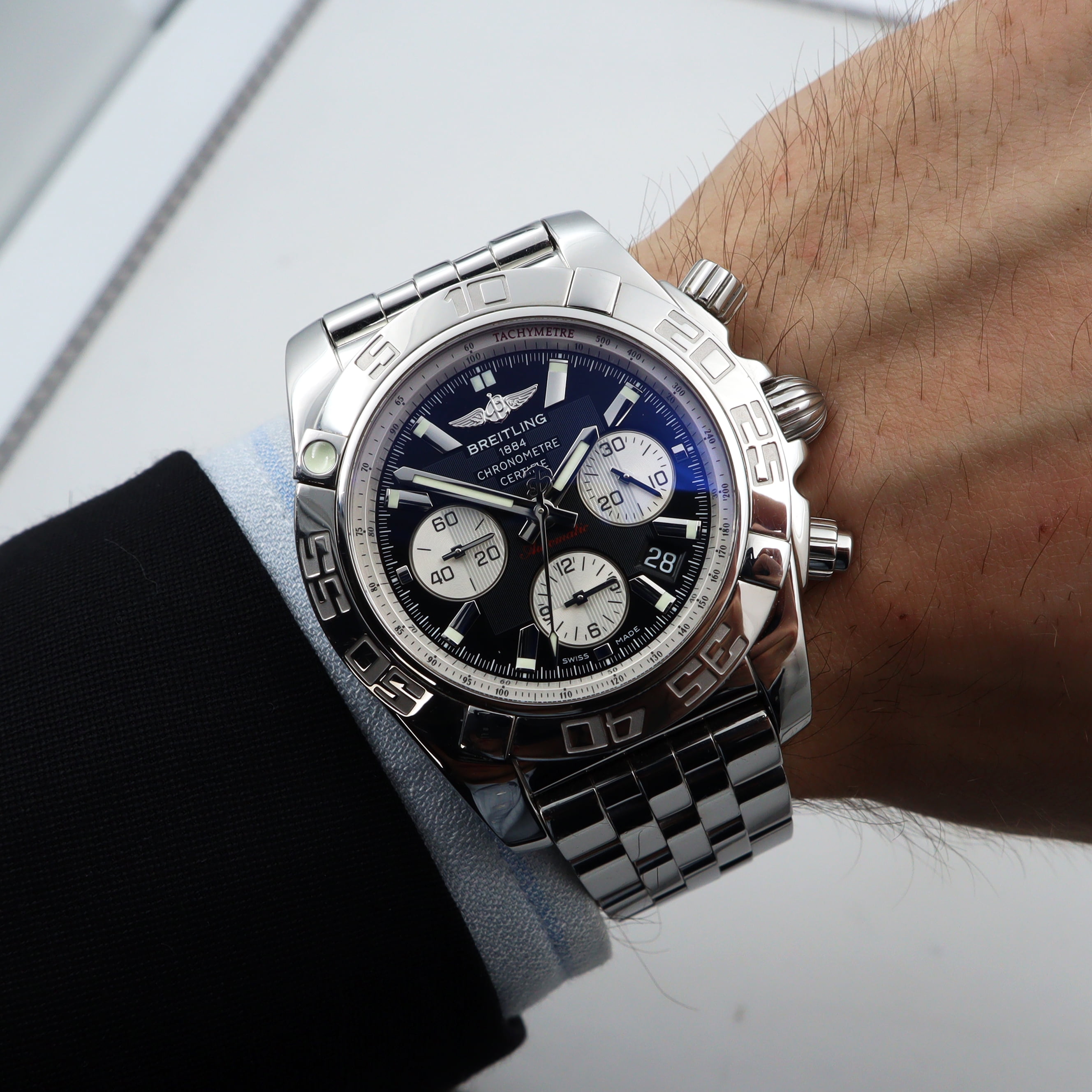 Breitling chronomat 44 ab0110 hotsell