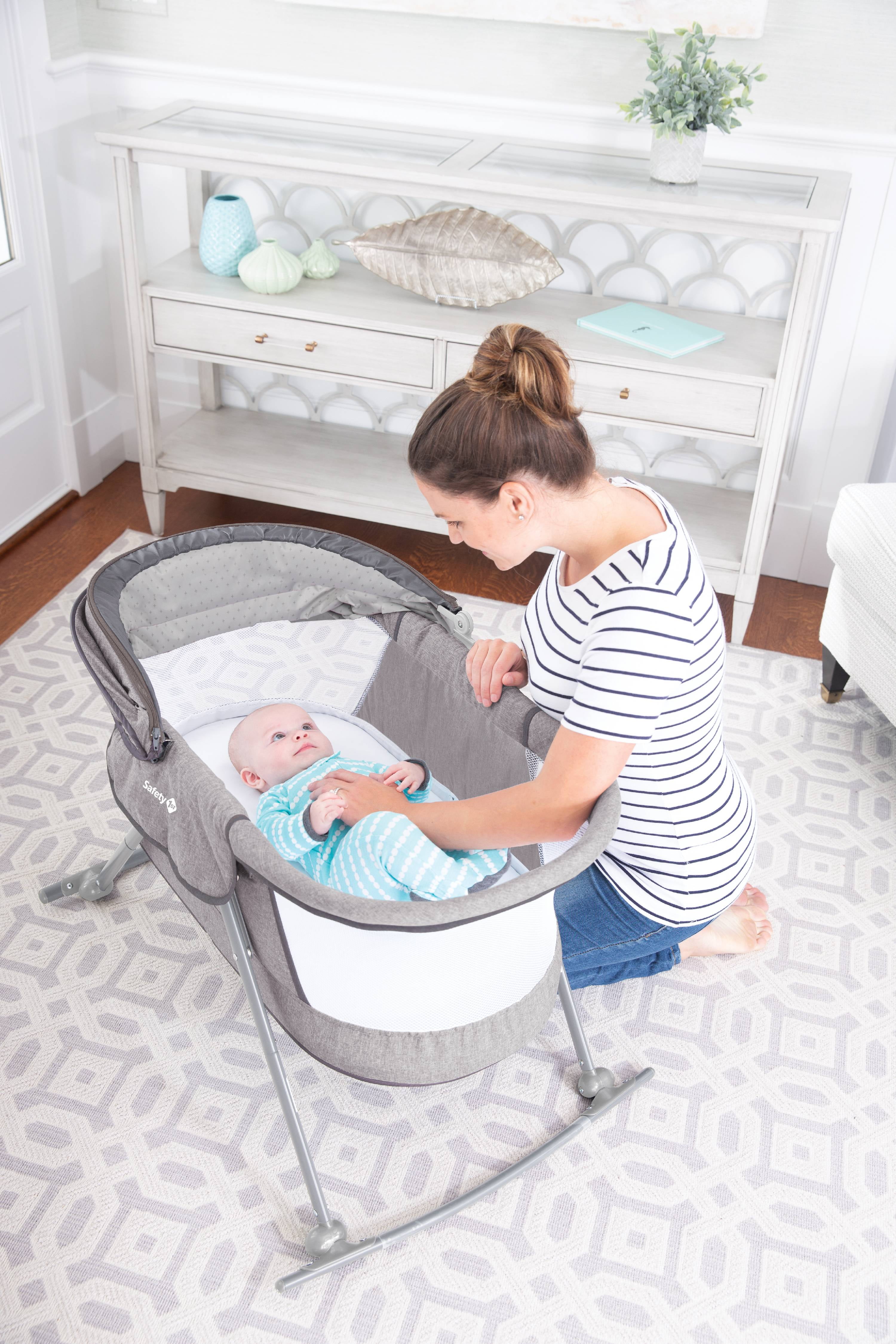 safety first nap and go rocking bassinet