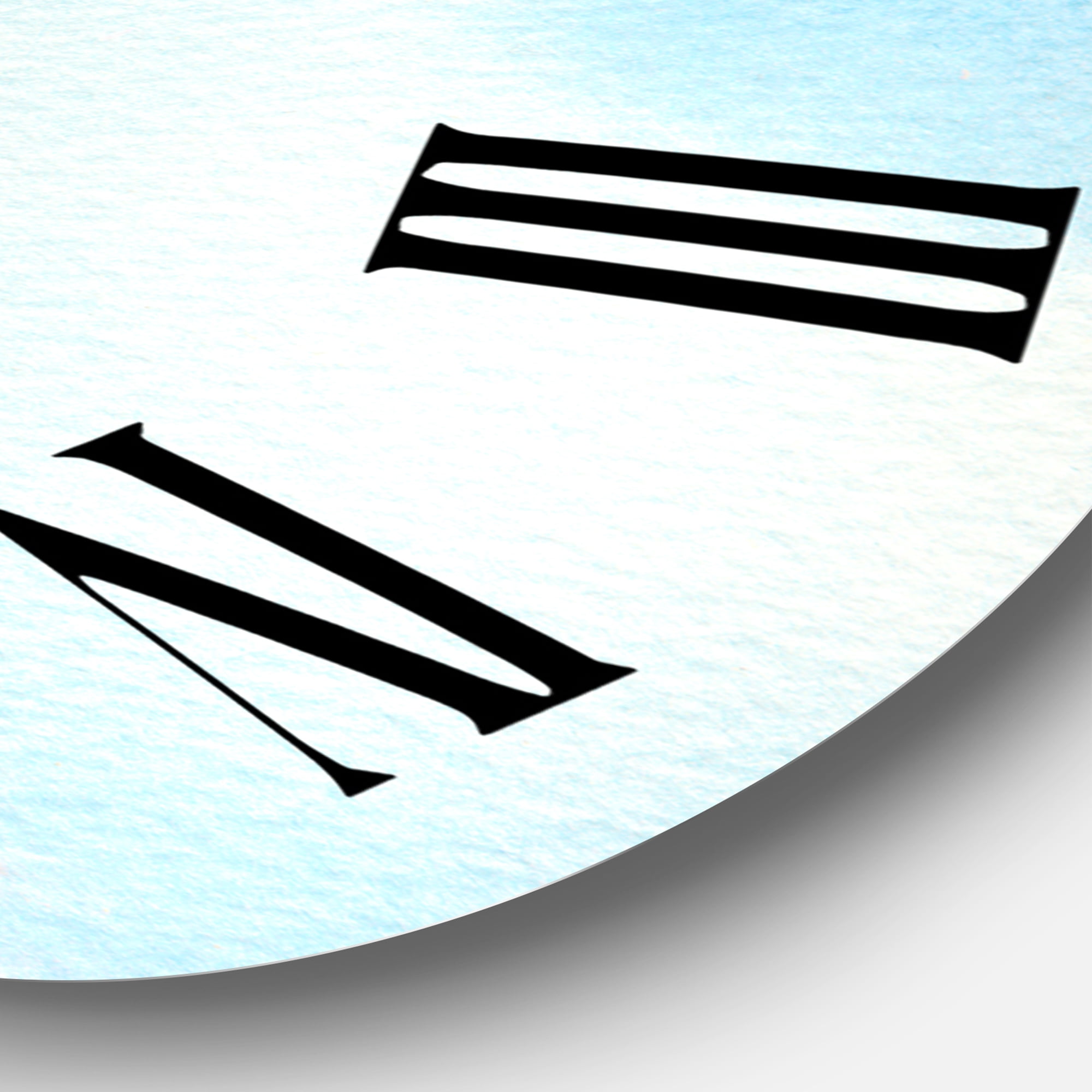 Designart 1 in Traditional Wall Clock