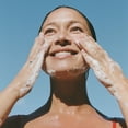 thumbnail image 4 of Kit de grupos de pestañas ultra suaves e impermeables: banda de pestañas transparente invisible, pegamento negro para pestañas sin látex para ojos sensibles, pestañas híbridas esponjosas clásicas (efe, 4 of 5