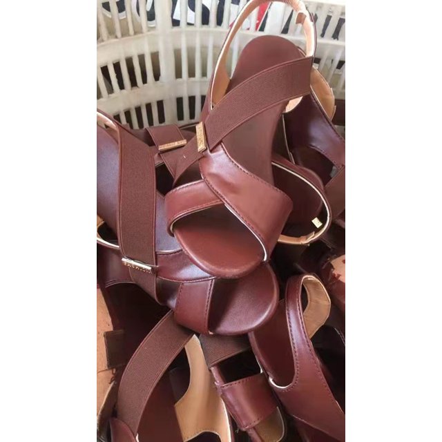 Spring and Summer Women‘s Sandals New Open Toe Fish Toe Shoes High Heel Buckle Strap Chunky Heel Leather Tight