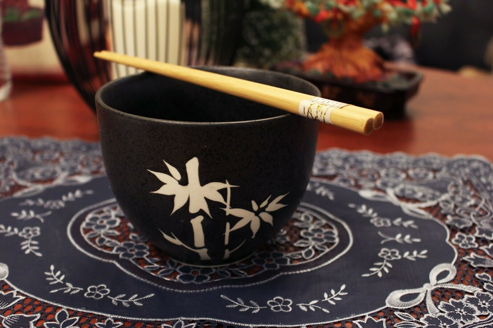 Quality Japanese Dinnerware Set of 2 Porcelain Black Bowls w Chopsticks Utensils EHD 1