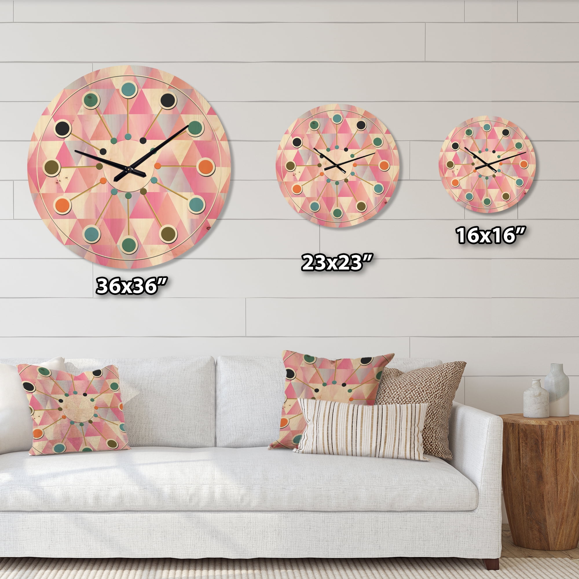 Designart 'Diamond Retro Pattern VI' Mid-Century Modern Wood Wall Clock
