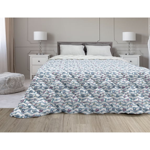 Unicorn Down Alternative Comforter, Polygonal Origami Inspired in a Monochrome Layout, Microfiber Quilt for All Season, 5 Sizes, Lilac Blue Violet, by Ambesonne