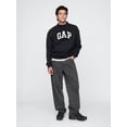 thumbnail image 2 of Sudadera GAP True Black XS con cuello redondo y logo para hombre, 2 of 2