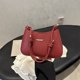 thumbnail image 1 of Bolso de axila de moda y de alto valor para mujer, primavera 2025, nuevo estilo, temperamento, versión coreana, ligero, de lujo, retro, moda, bolso de hombro simple, 1 of 5