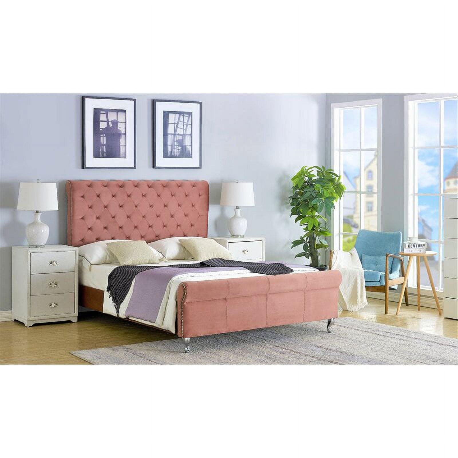 Uspridefurniture Collinsworth Tufted Low Profile Sleigh Velvet Bed -Queen