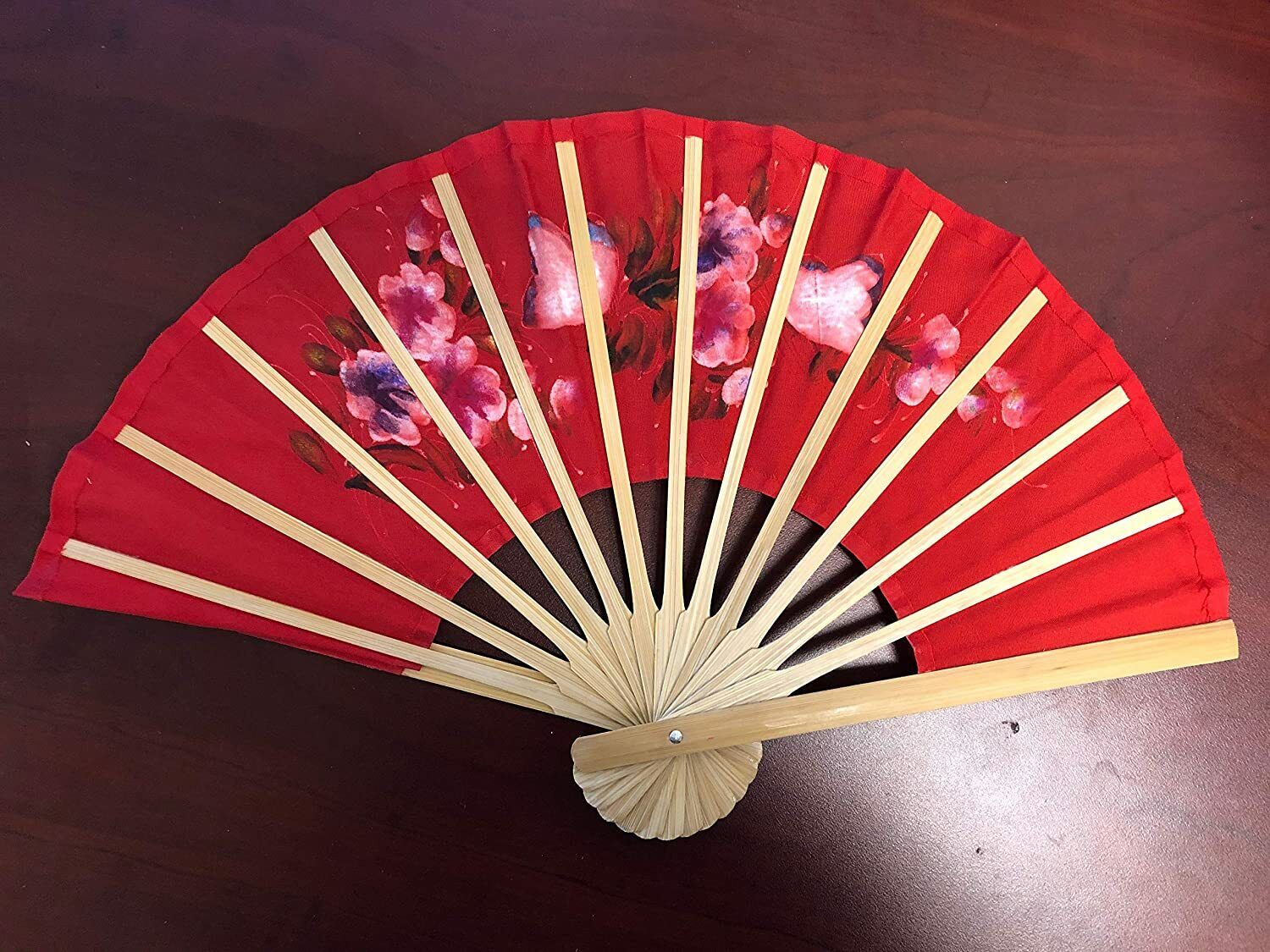 Gucci Red Floral Folding Hand Fan with Beige Frame The Evolution of Hand Fans from 1800s to Today – Fans of Fans main image 2