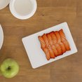 thumbnail image 4 of Bandeja de salmón con plato de sashimi japonés blanco y mariscos helados, 4 of 6