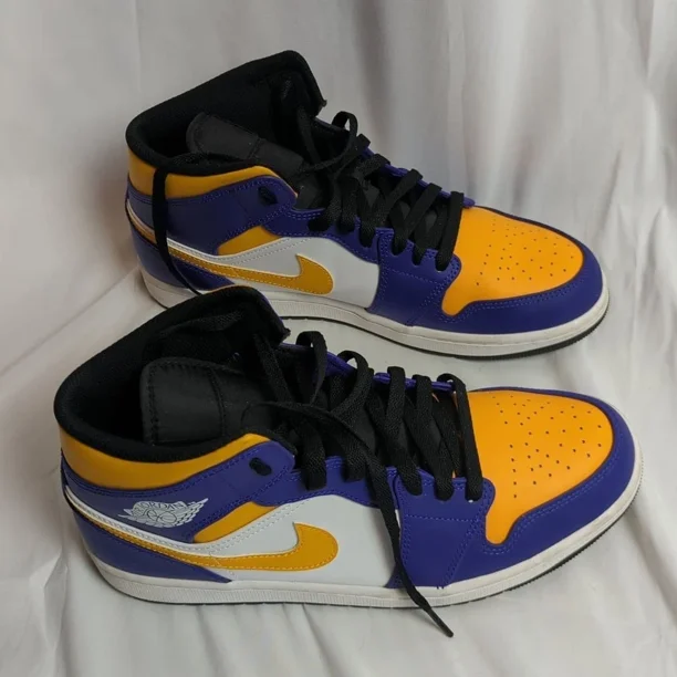 Ni - ke Ni - ke Air Jordan 1 Mid 'Los Angeles Lakers' DQ8426-517