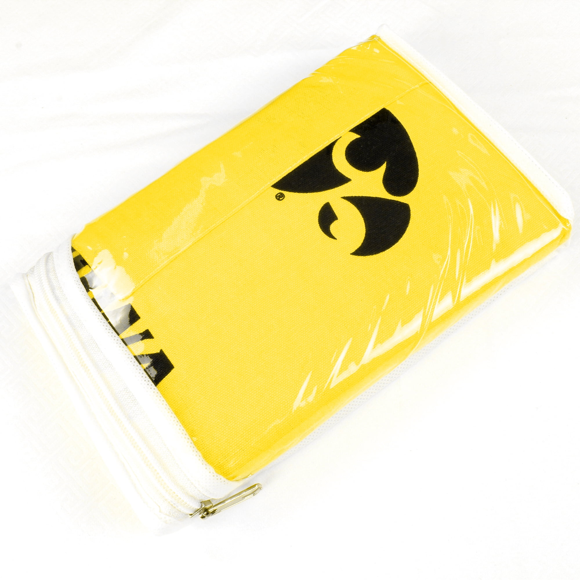 Iowa Hawkeyes Tailgating or Grilling Apron With 9" Pocket, Fully Adjustable
