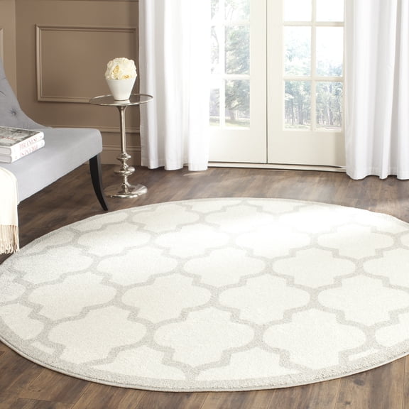Safavieh Amherst Roderick Geometric Area Rug, Beige/Light Gray, 5' x 5' Round