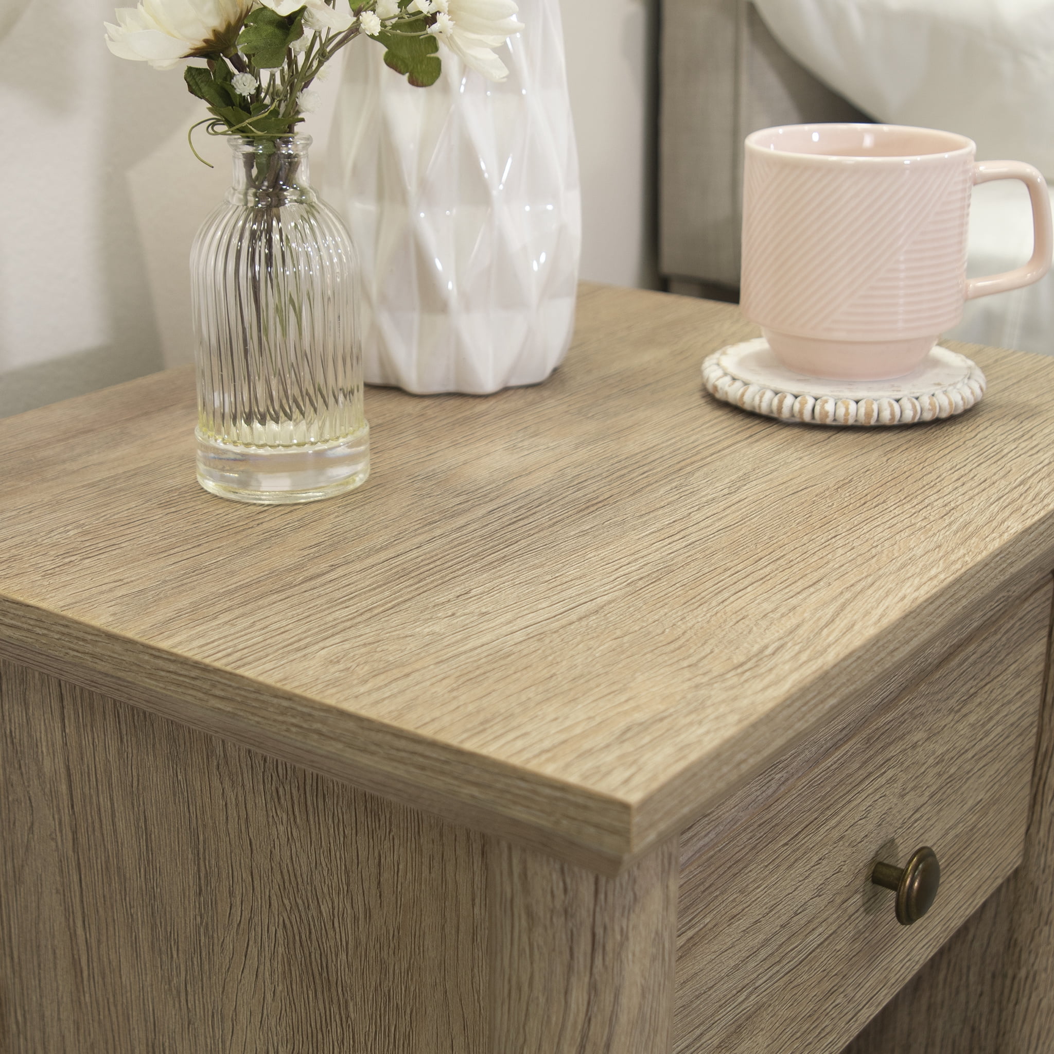 My Texas House Monroe 1 Drawer Nightstand, with USB, Brushed Oak Finish