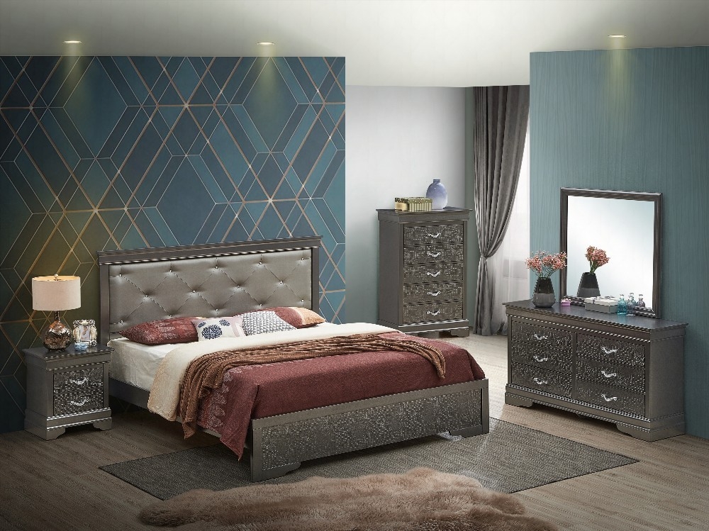 King Size metal platform bed frame does not need box spring black for master bedroom