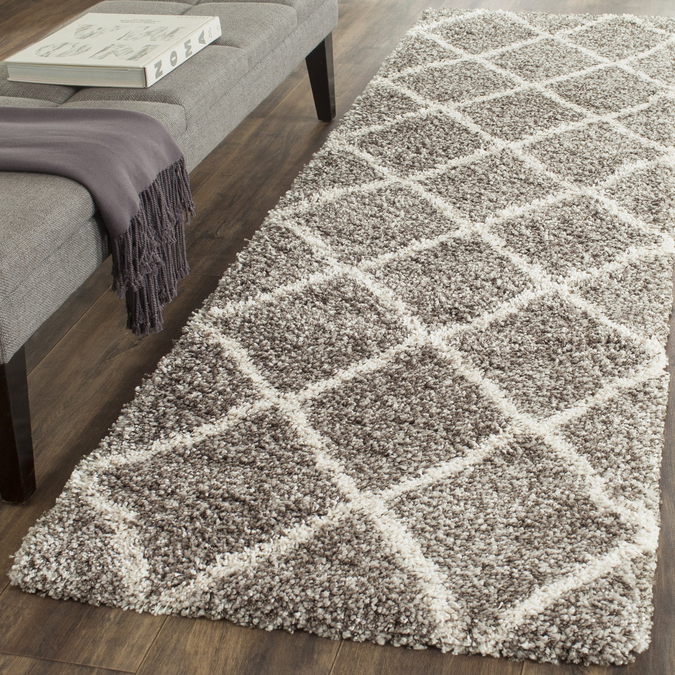 SAFAVIEH Hudson Amias Geometric Shag Runner Rug, Grey/Ivory, 2'3" x 16'