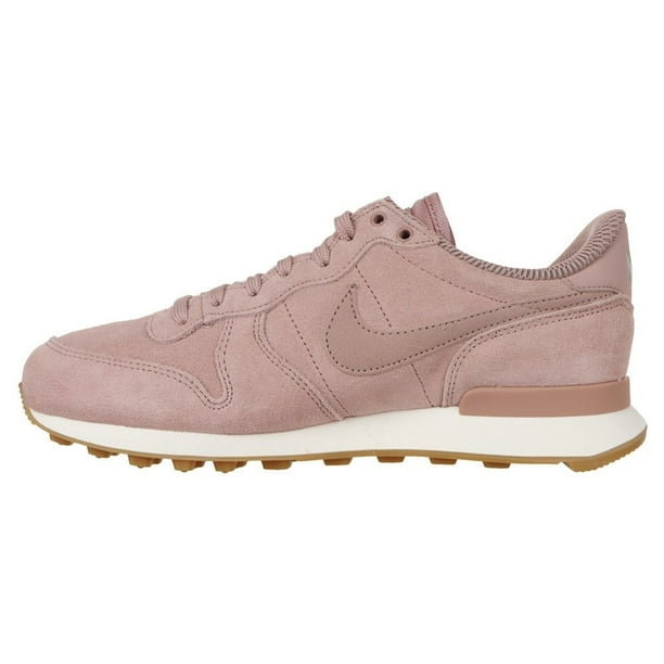 Nike internationalist shop se women's