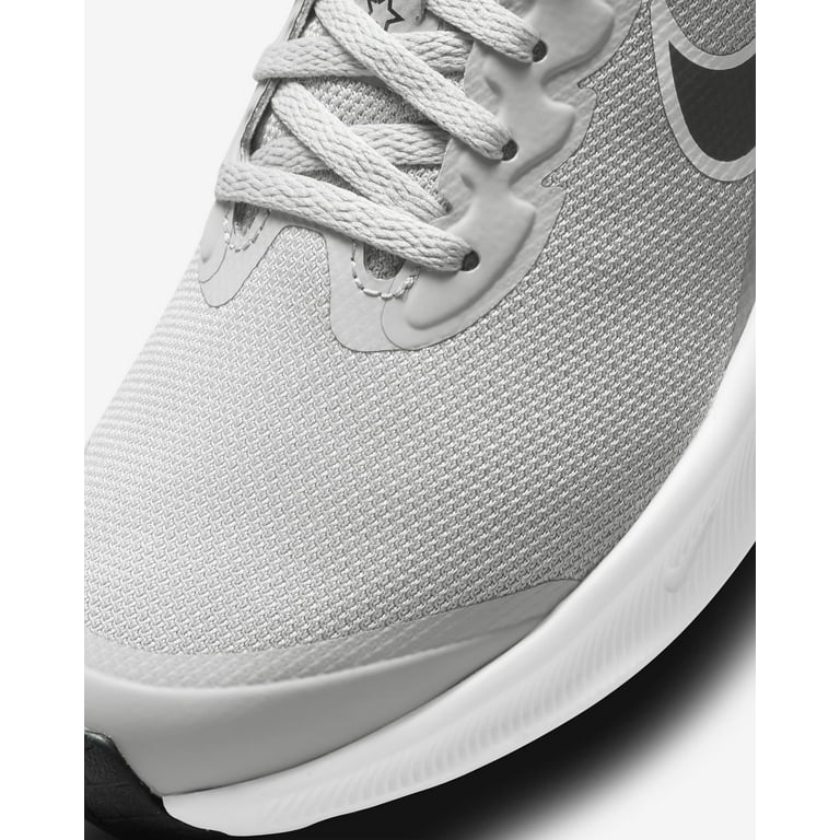 Nike Grade School Star Runner Grey/Black-Smoke Grey 3 Size 7 Shoe Lt. DA2776-005 US Smoke