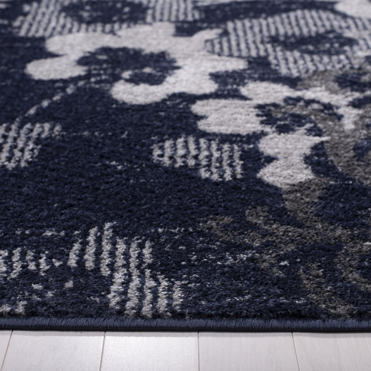 SAFAVIEH Adirondack Hortense Floral Area Rug, Navy/Silver, 5'1" x 7'6"