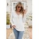 thumbnail image 4 of Camiseta holgada de manga larga con cuello en V, volantes y paneles de encaje para mujer, color liso, ligera, talla XXL, color rojo vino, talla XXL, color blanco, 4 of 5