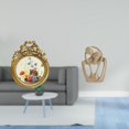 thumbnail image 2 of Marco de fotos redondo vintage ornamentado con escultura abstracta de pareja en resina, de estilo europeo, ideal para bodas y cumpleaños., 2 of 8