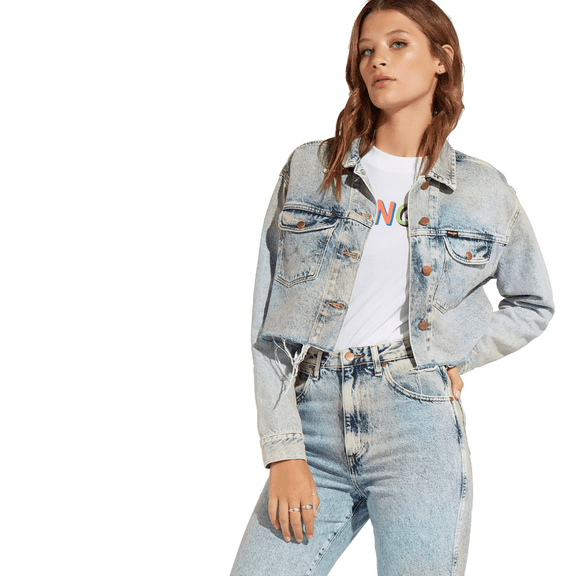 Wrangler Women's Long-Sleeve Retro Crop Premium Denim Jacket (Rainbow Light Denim Wash)