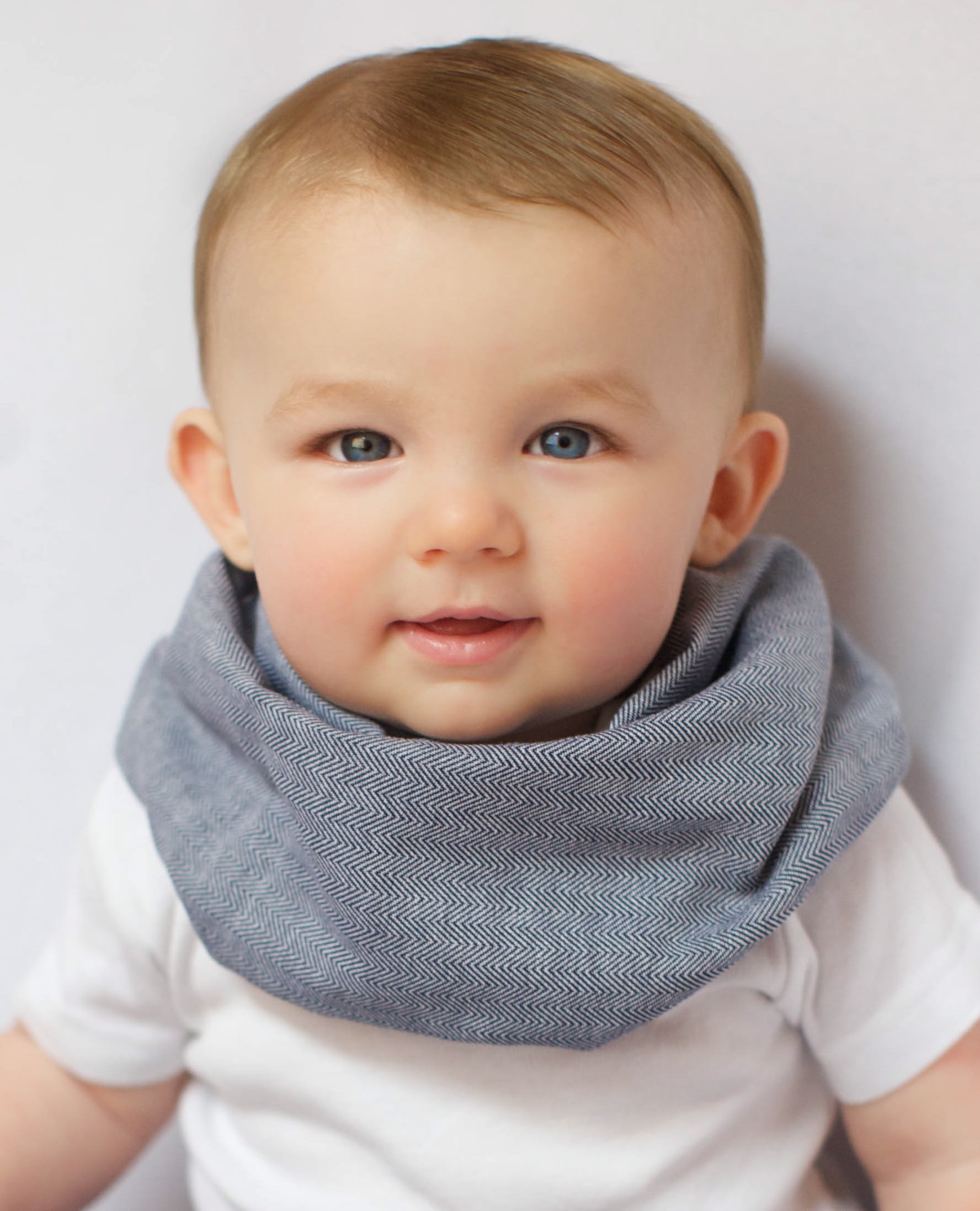 baby girl scarf bib