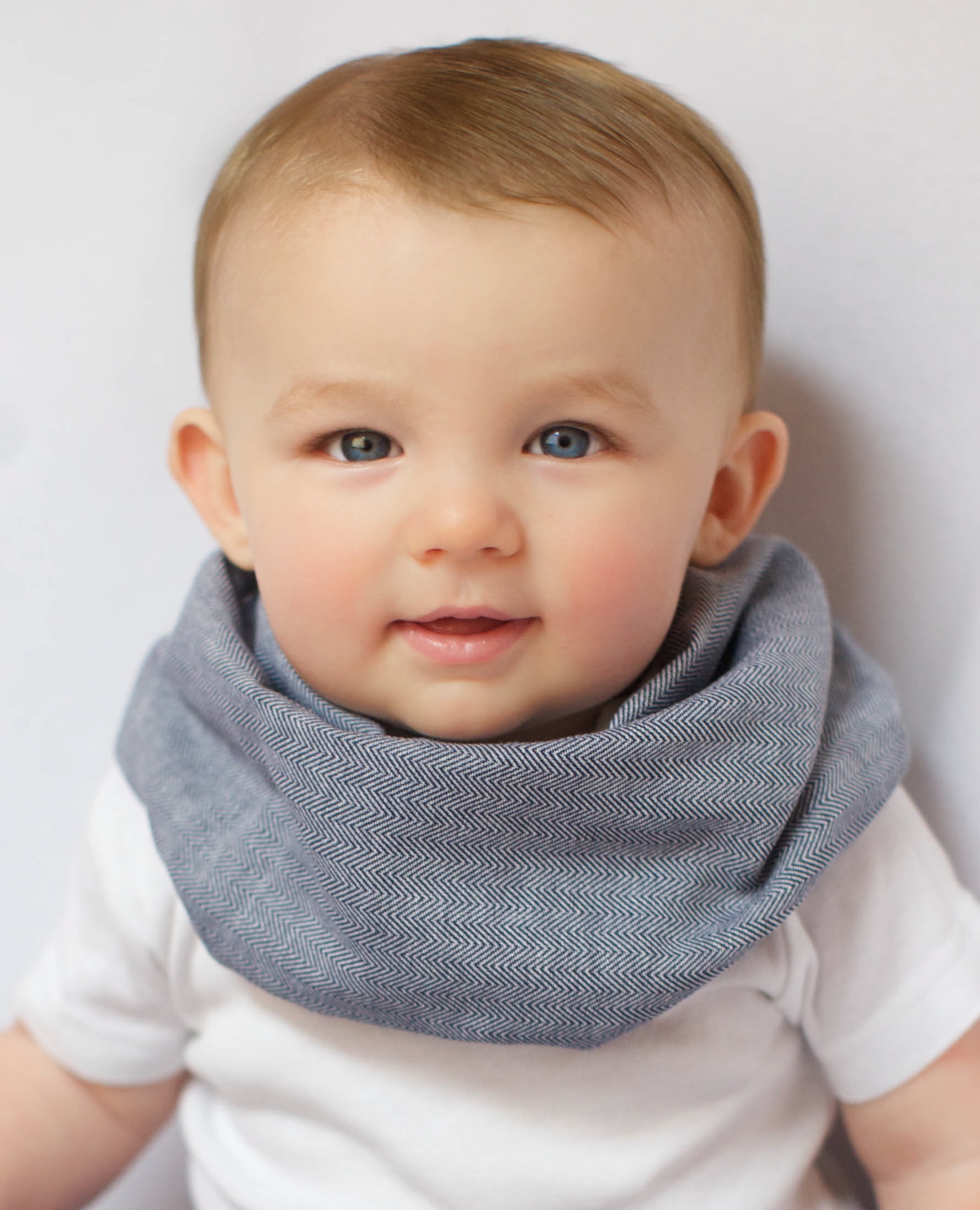 scarf bib