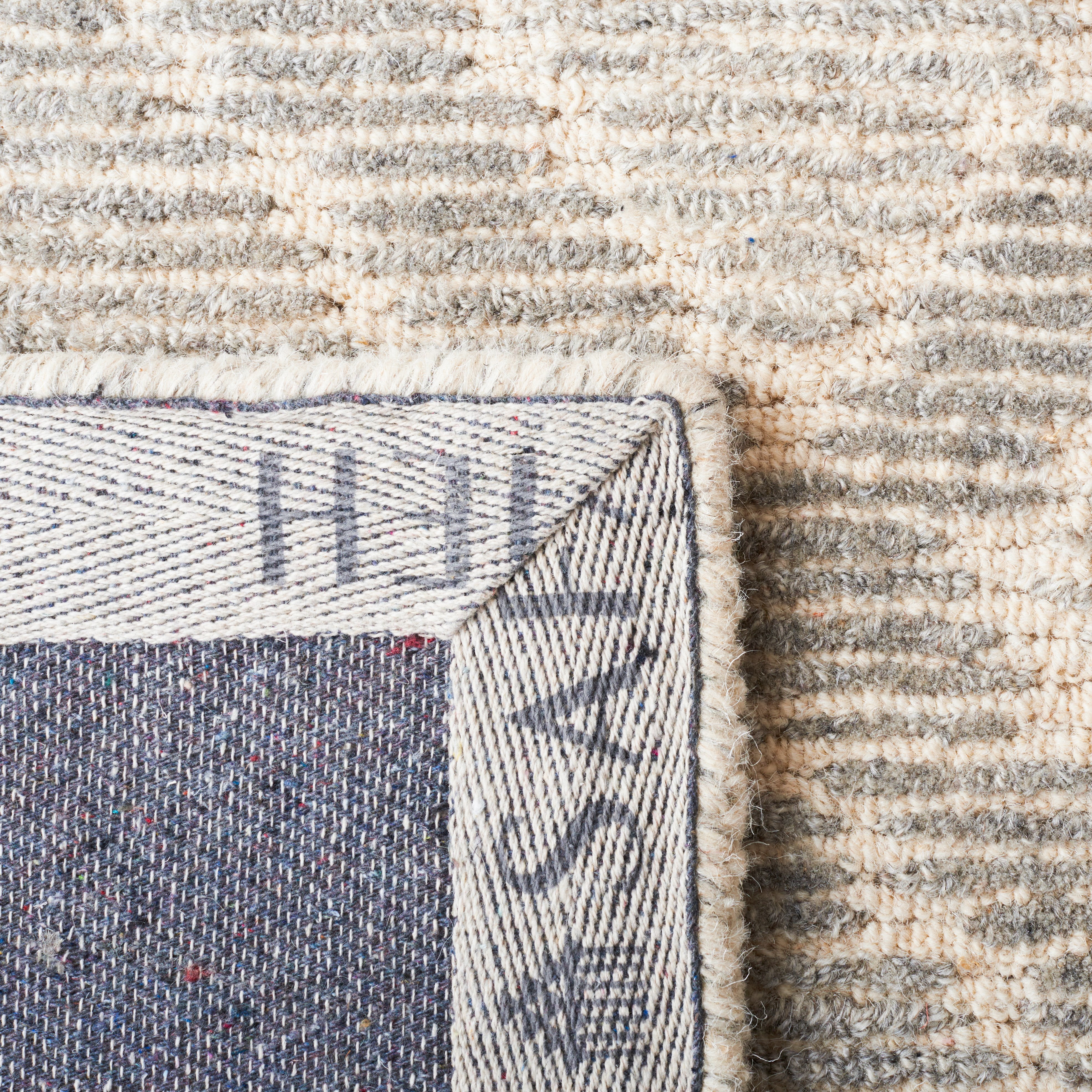 SAFAVIEH Casablanca Braganza Diamond Area Rug, Beige/Grey, 5' x 8'