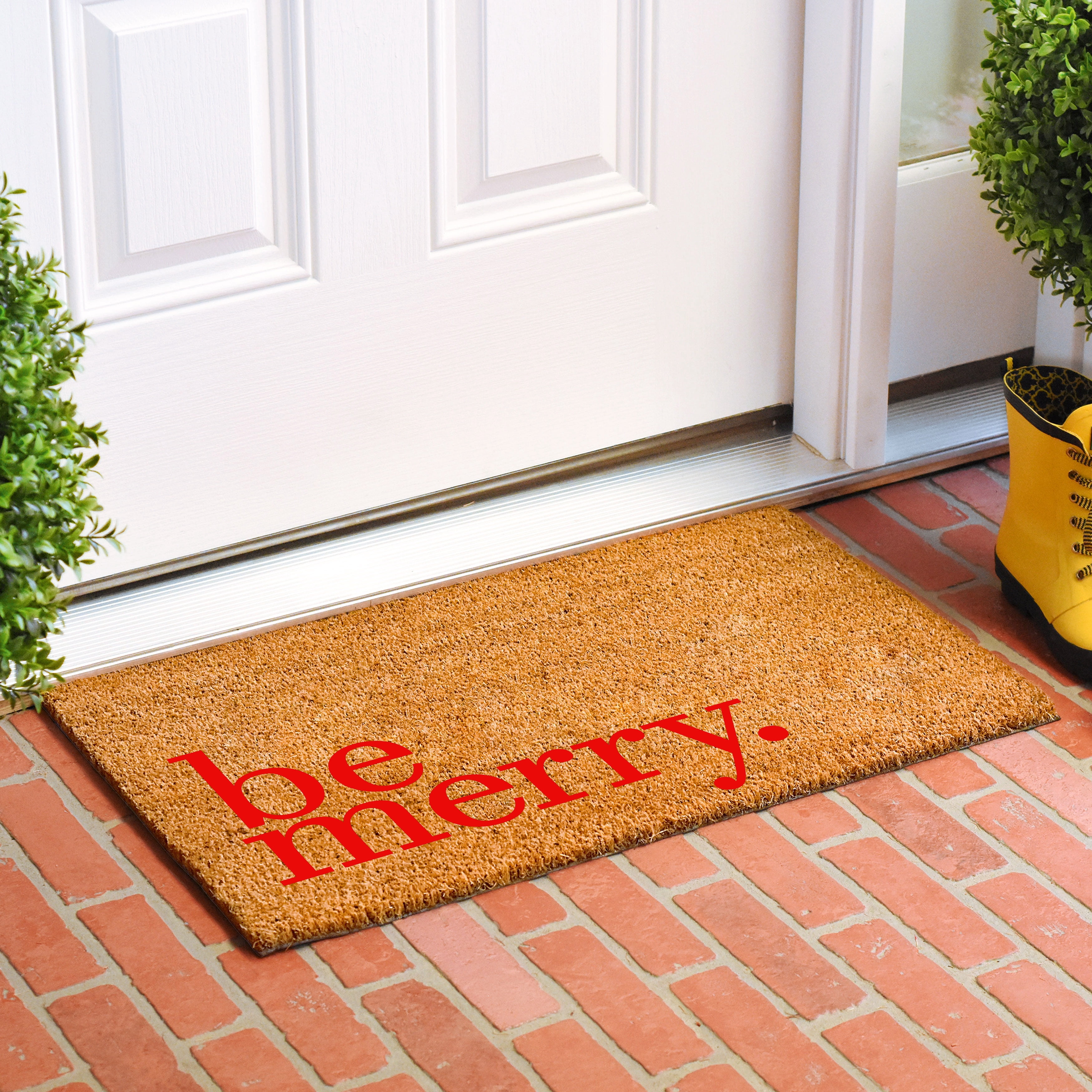 Calloway Mills 109251729 Be Merry Red Doormat 17" x 29"