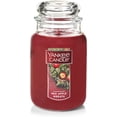 thumbnail image 1 of Yankee Candle Bougie Parfumée, Couronne de Pommes Rouges, Grande Bougie en Pot Originale, 110-150 Heures de Combustion, 22 oz, 1 of 6