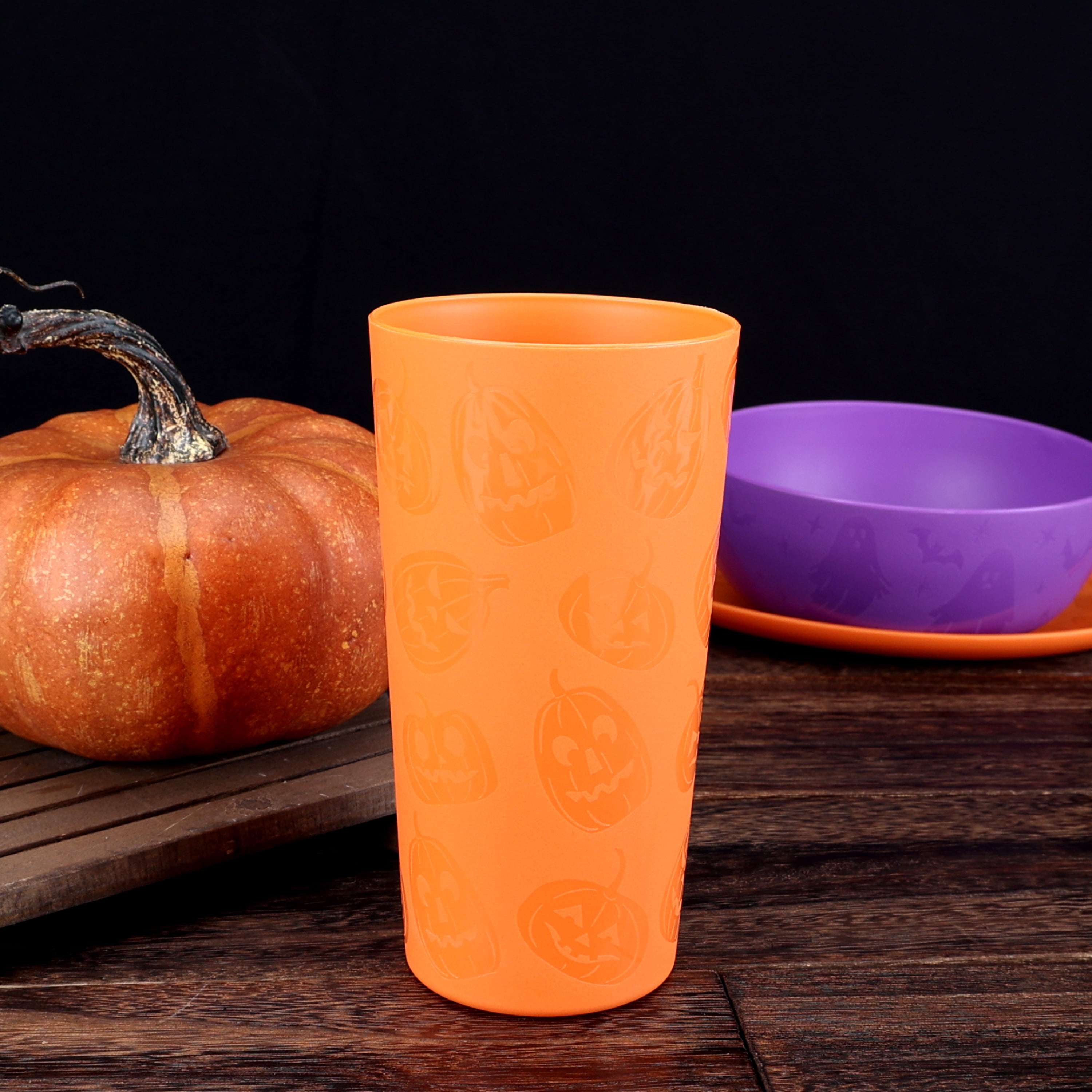 Mainstays 26 Ounce Round Plastic Etched Pumpkin Tumbler, Orange