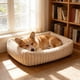 thumbnail image 5 of Cama de invierno para perros pequeños, medianos y grandes, suave, para uso en interiores, acogedora y con calefacción, para climas fríos., 5 of 6