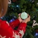 thumbnail image 4 of Juego de 6 bolas de Navidad, color menta verde, 4 of 6