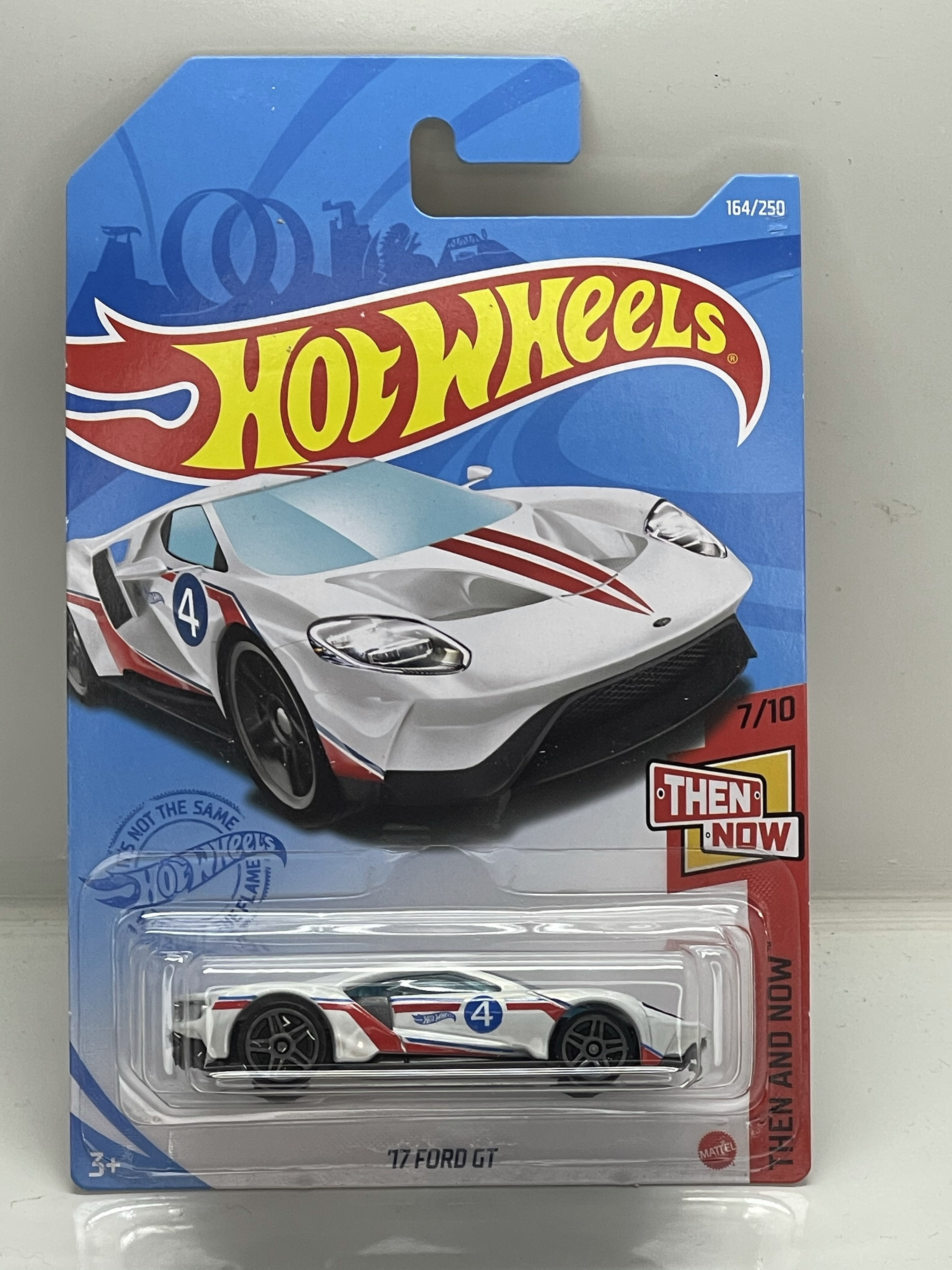 GDG44 17 FORD GT HOT Wheels 2/6 