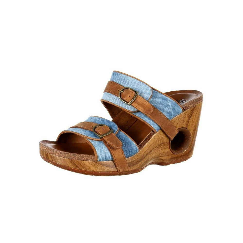 shoes for walking on rocky beaches